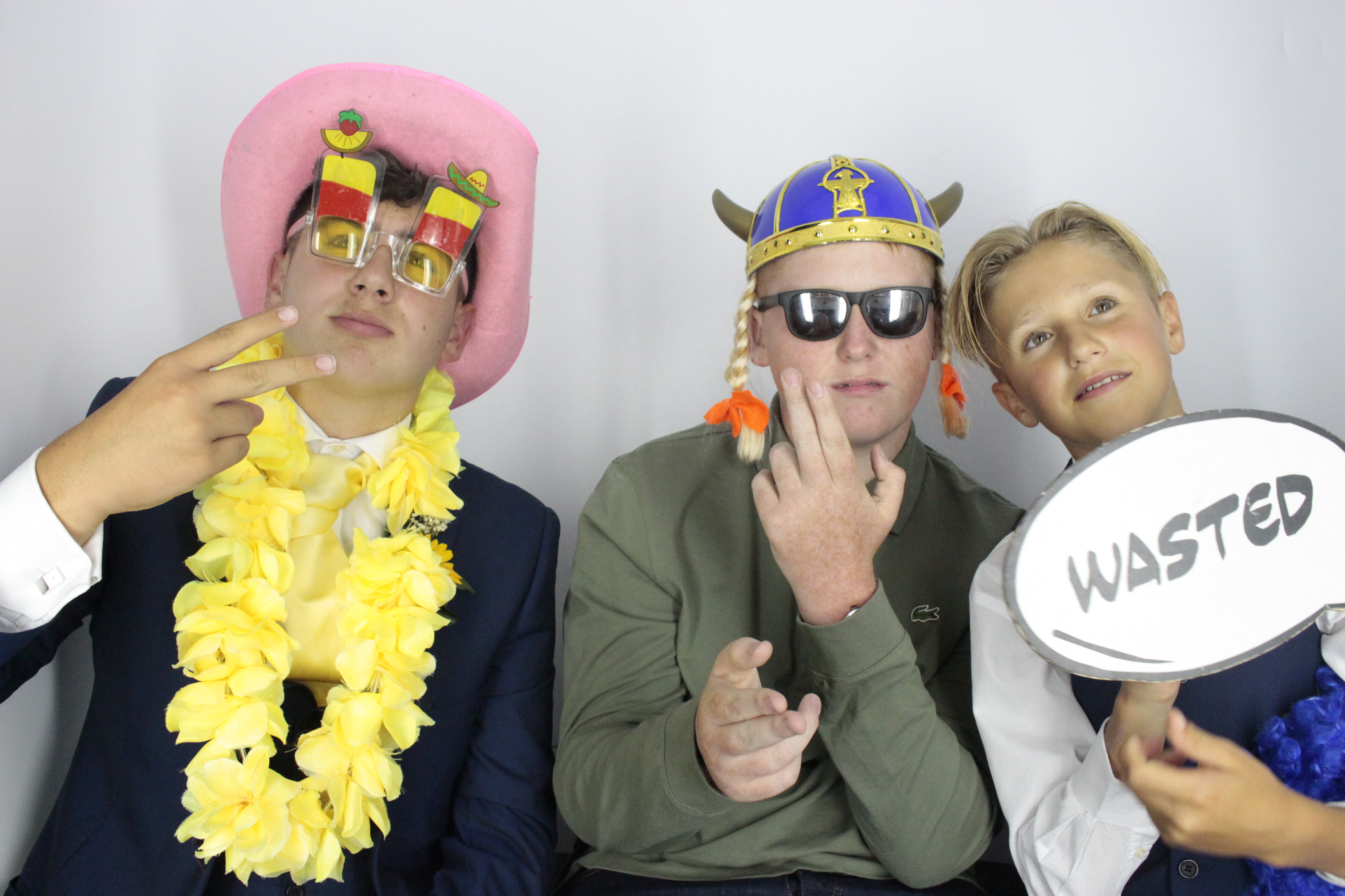  Heather & Daniel's Wedding | View more photos from the event at gallery.myphotoboothexperience.co.uk/u/MyPhotoBoothExperienceLtd/Heather-Daniels-Wedding